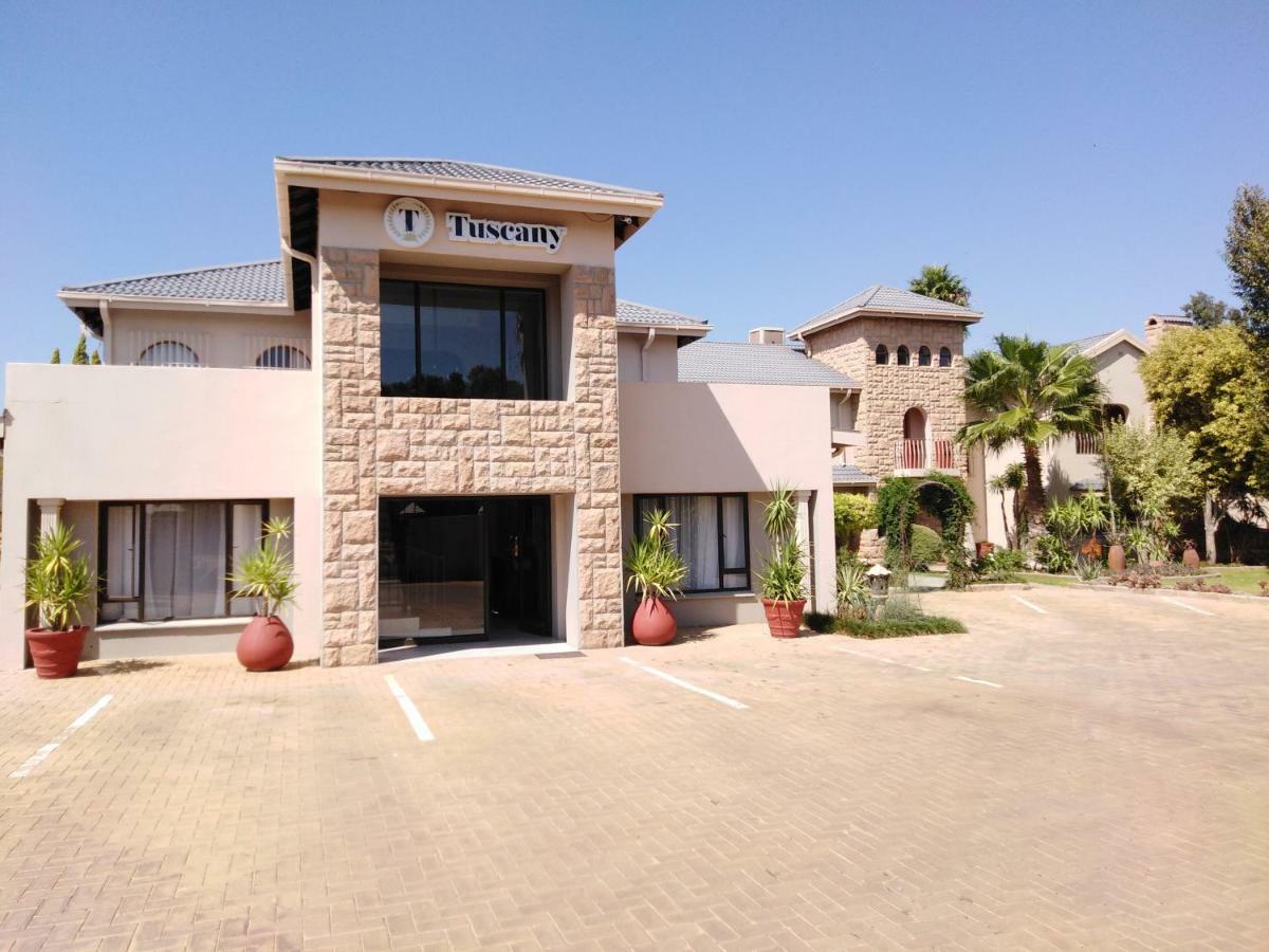 Tuscany Vryburg Exterior photo